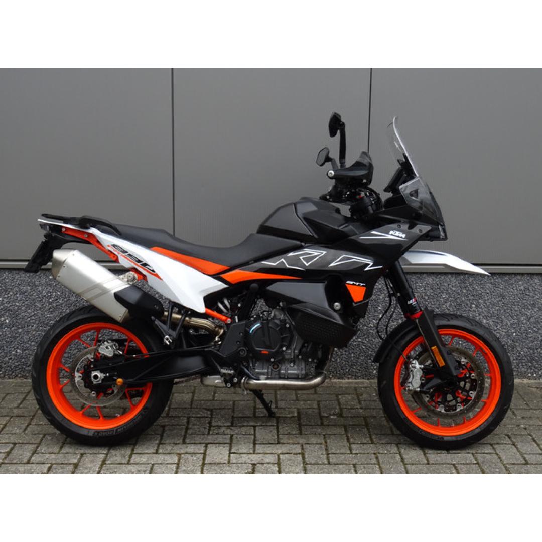 TereseApker's tweet photo. KTM 890 SMT, 2023 available https://t.co/t9D2YpokAk