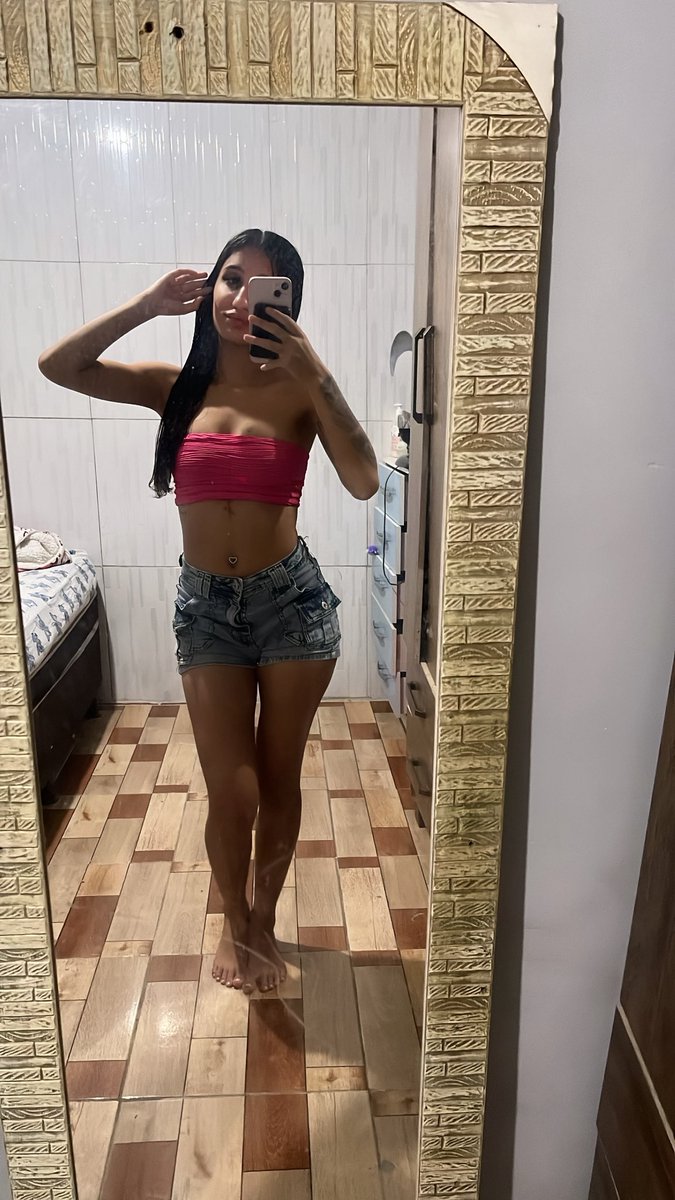 t_stander00's tweet photo. 💋 https://t.co/FiG4Eyd8XN