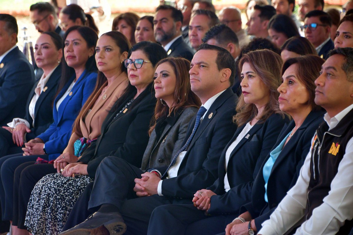PRODHEG's tweet photo. Asistimos a la presentación de la nueva Política de Estado Abierto, un modelo que busca fortalecer la transparencia, la rendición de cuentas y la participación ciudadana como principios fundamentales de la gestión pública. https://t.co/XfSORhOes3