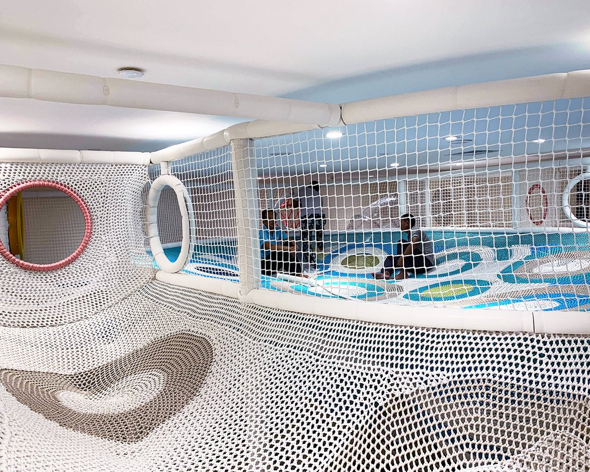ColorfulNets's tweet photo. Qingdao, China | MultiLayer 3D Rope Net Playground, Maximize Play Experience Within Limited Space
✅ Shopping mall atriums nowadays face space constraints, with limited usable floor area and high costs for horizontal expansion. #Amusementequipmentfactory https://t.co/sTUTjqCBiZ