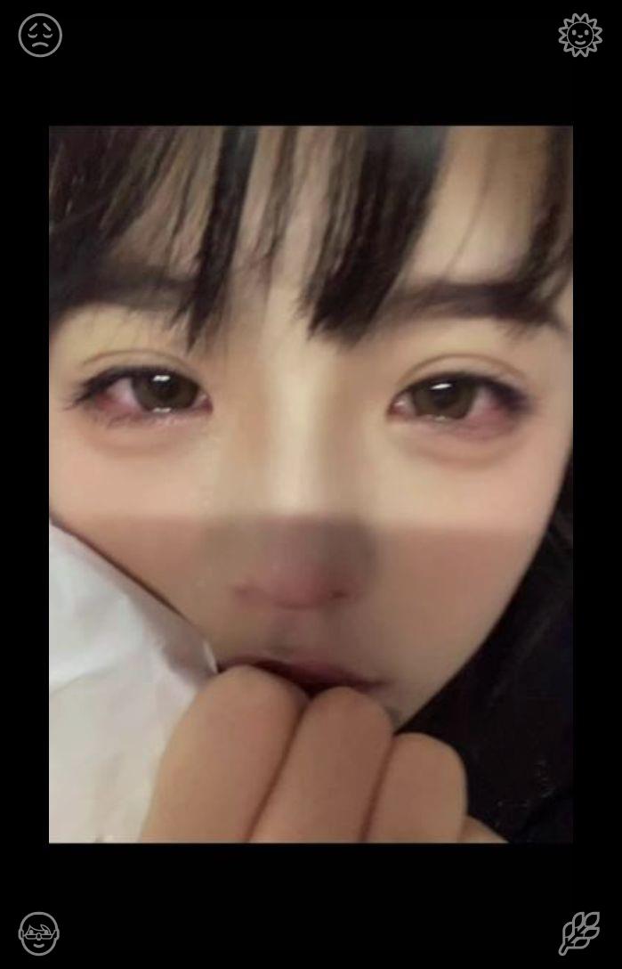 adiefikri's tweet photo. I say hello to my buddies, chatting and chuckling together. We groove to the tunes, savor the dishes, and sip our beverages. It’s an enjoyable evening, packed with great friends and memorable moments. A sense of joy washes over me, encircled by those I hold dear. 🧉 Kiwi compot https://t.co/KJyxs6wi2E