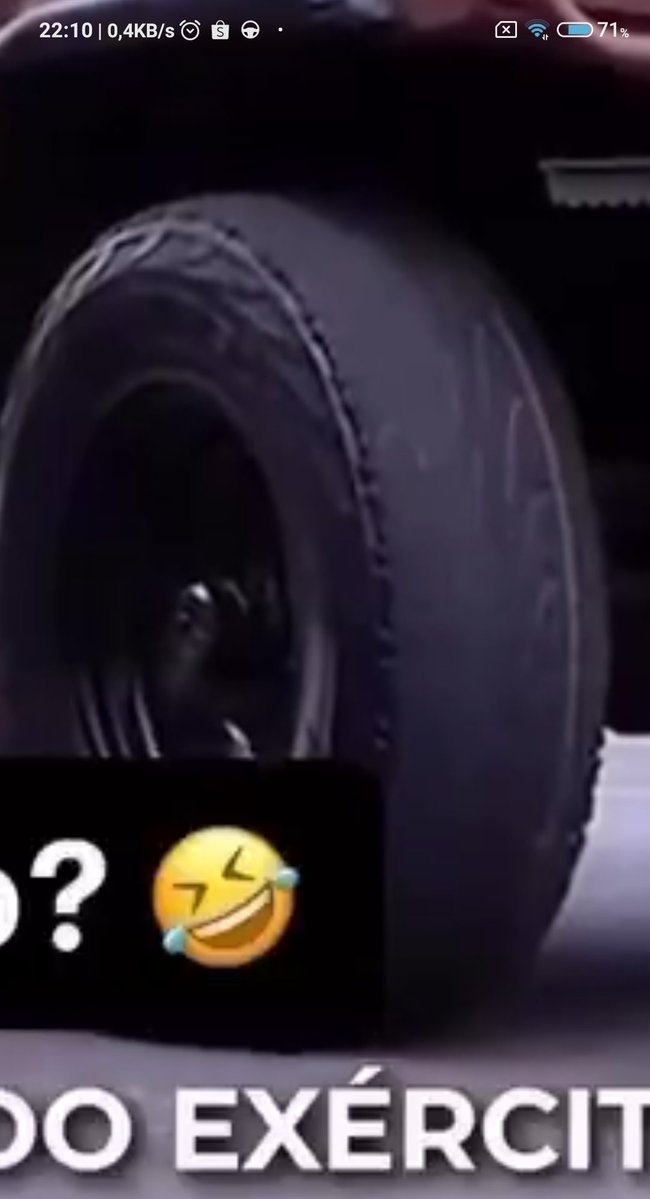 JLima75445's tweet photo. @Alexmorettibr Um manequim articulado por cordinhas em cima de um carro velho q não passaria na blitz do Detran.

Nossas forças armadas é uma piada! 😂😂😂 https://t.co/XN80QoPdEe