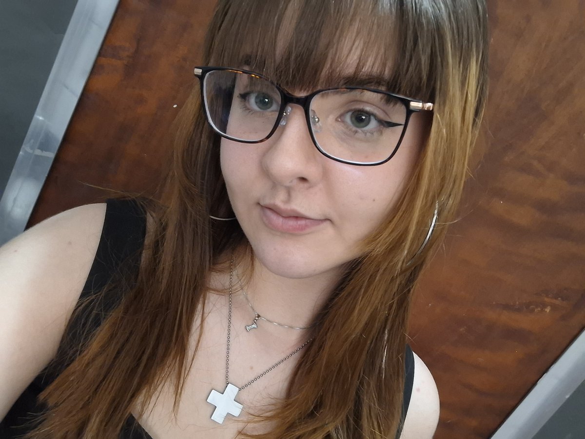 tojuroluvs's tweet photo. Eu i mia bandeira :3 https://t.co/jY6LfOFCZi