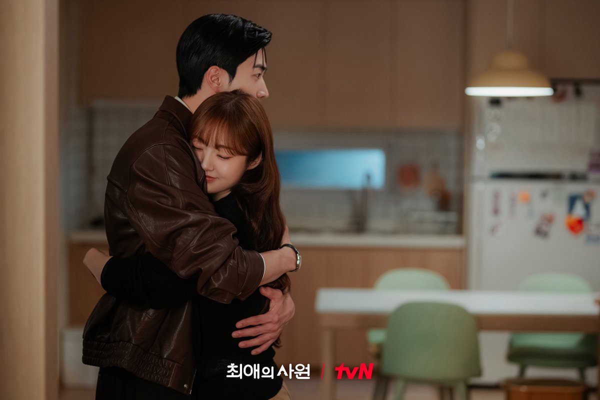 CJnDrama's tweet photo. 꿈과 사랑 사이 고민 가득한 다름🩷하기
거기에 D.N.X가 9년 만에 디엔젤 곁으로!?

각자의 해피엔딩을 위한 선택은 과연 ( ✧ ̫ ✧ )

오늘 저녁 8:45 최종화ㅣtvN
#즐거움엔20tvN #최애의사원 #MyBiasMyBoss https://t.co/UEzPJlFm81