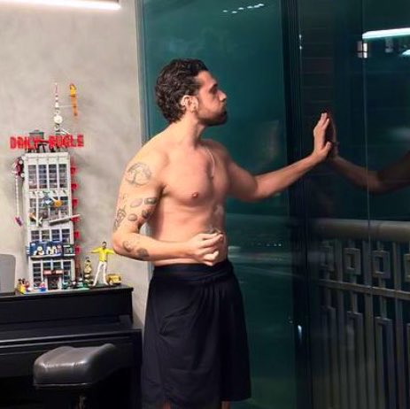 solotrainwreck's tweet photo. simplesmente Gustavo Mioto um grande gostoso https://t.co/BFdSBxx5dv