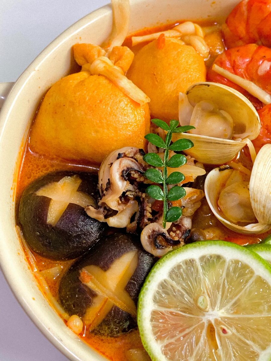 Hindu_Rushi's tweet photo. Craving bold flavors Tonight I'm digging into spicy tom yum goong—tangy lime, fragrant lemongrass, and plump shrimp that transport me straight to the streets of Bangkok! https://t.co/0fx994zmyA