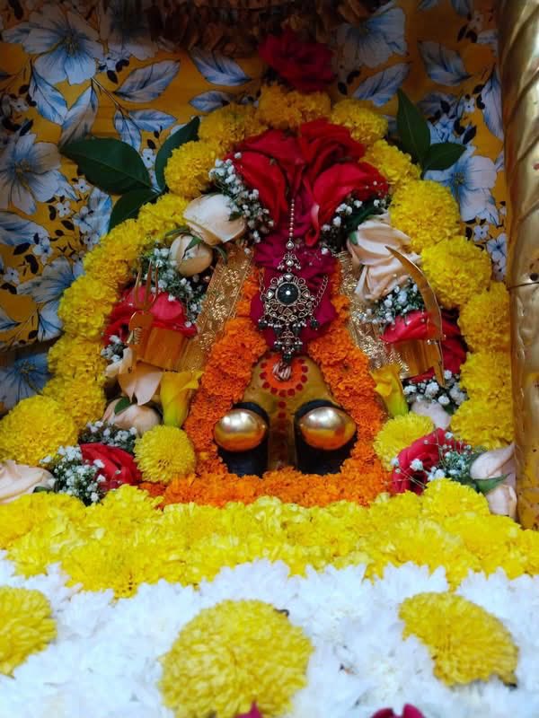 rio10314's tweet photo. 🌹🌹शक्तिपीठ माँ नयना देवी जी के आज प्रातःकालीन दर्शन, बिलासपुर हिमाचल से🌹🌹 https://t.co/teHKWVbOMA