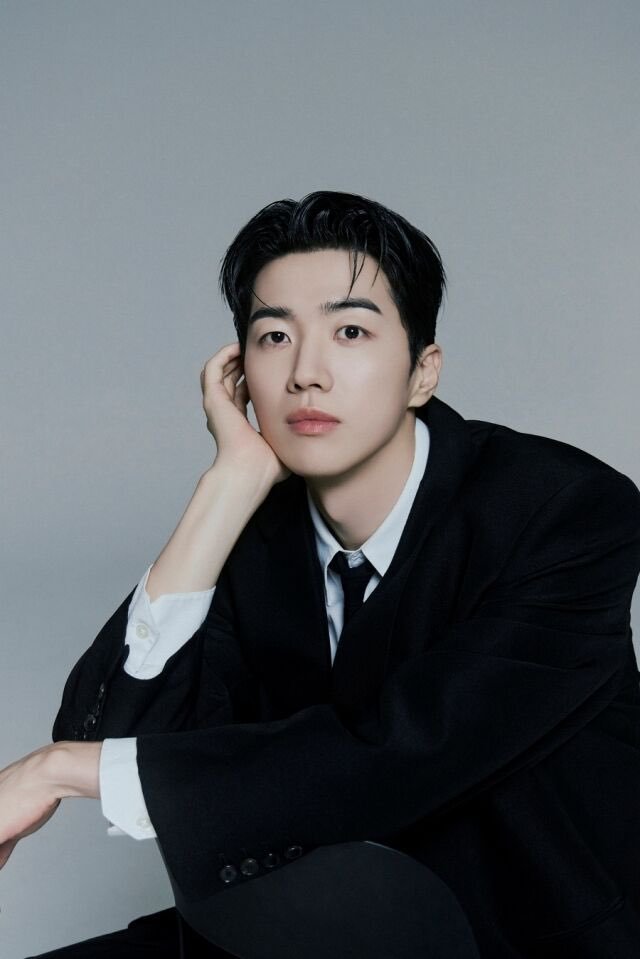 kanghoon_ph's tweet photo. 260908 | New profile photos of Kang Hoon! 💚
Looking extra handsome in every shot. 🥹✨

#KangHoon #강훈 #KangHoonPhilippines #MyBiasMyBoss #최애의사원 https://t.co/CjC0gv93lH