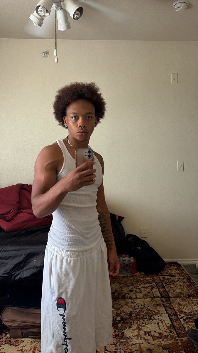 poodaho's tweet photo. What hairstyle should I try next ?? #tx #dtx #2trill https://t.co/lXJHuS61tC