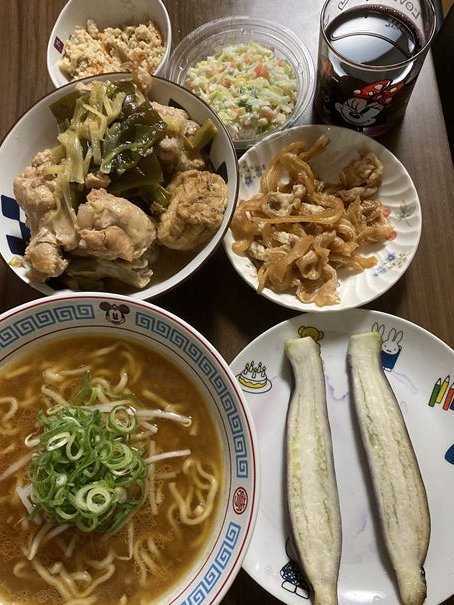 trip_spring's tweet photo. ある日の夕食♪
おうちラーメンうまー https://t.co/Kz3x1RbgIp