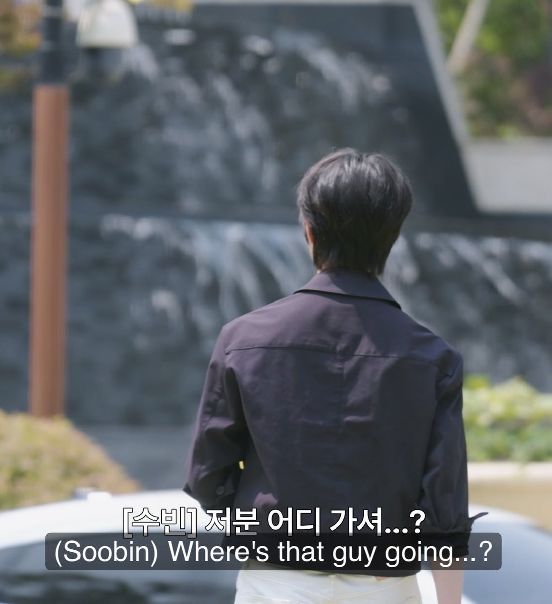springsoobn's tweet photo. I think there’s no lore, it’s just soobin being soobin😭 https://t.co/YqbWiUKG0t