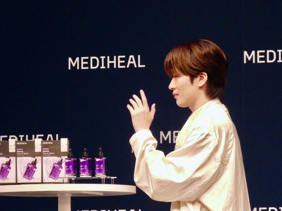 locari_jp's tweet photo. 深澤辰哉さんが「MEDIHEAL」のブランドアンバサダーに就任🎉単独初出演となる新CMもお披露目✨現場レポ付き🖋️

／

「横顔のほうが自信がある」
まさかの“正面NG”発言に会場爆笑💭

＼

発表会では、CM撮影時のエピソードを明かしたほか、得意のクレーンゲームにも挑戦💜

深澤さんが語ったスキンケアのお話や、会場の様子をたっぷりとレポートします📝

詳しくはLOCARIで🖋️
🔗 https://t.co/g3mjV1IyvZ

@mediheal_jp 
#深澤辰哉 #MEDIHEAL #メディヒール