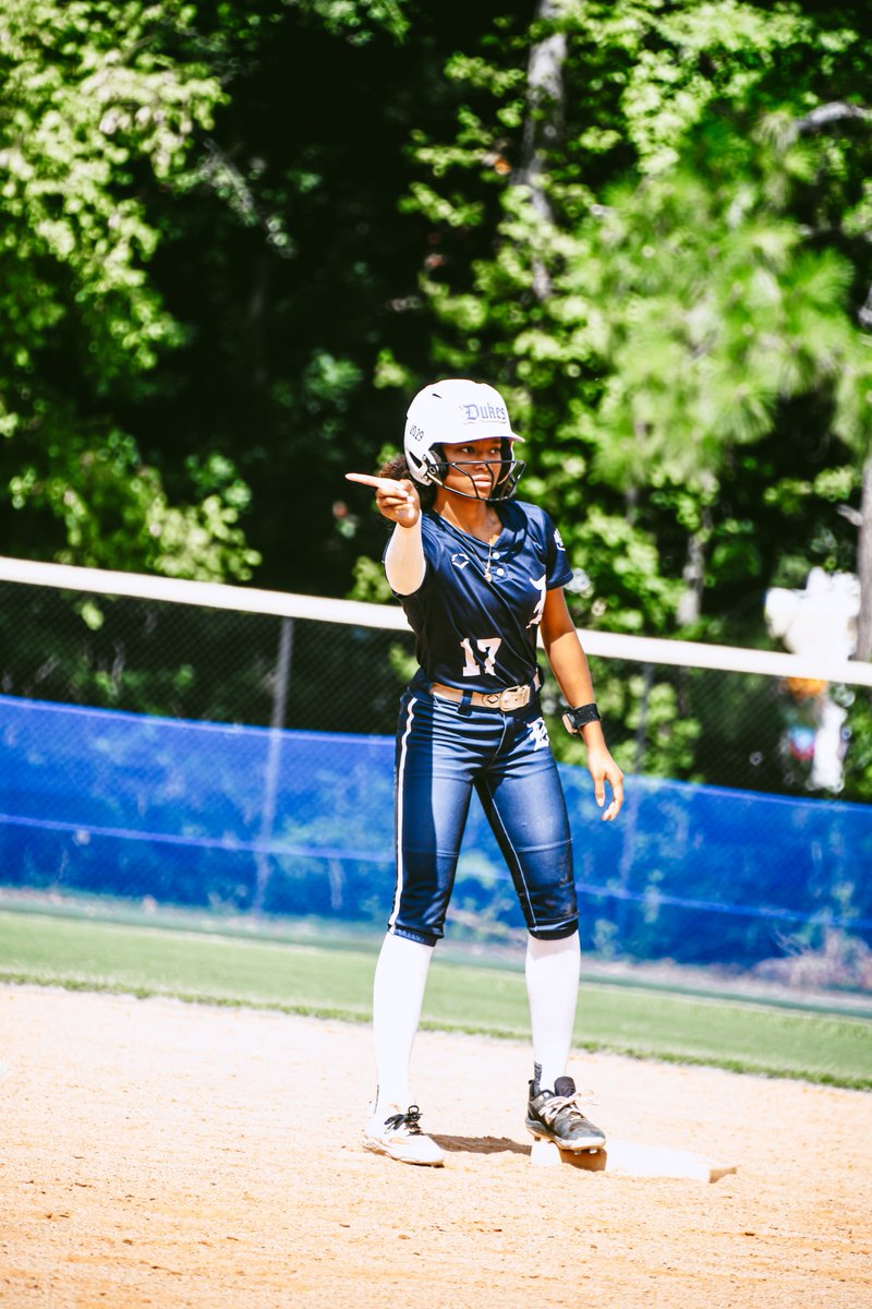 kalea_winston's tweet photo. ⚡ EDGE Showcase
Singles. Doubles. Triples. And taking multiple bags at once. 🏃♀️💨
Aggressive baserunning. Game awareness. Constant pressure 🔥
#EdgeShowcase #SpeedKills #Baserunning #Softball #RecruitMe #ClassOf2029
@DukeCoachYoung @grayskye26 @coach_AT @coachTaylor_W @coachmegsmith @c_lyon22 @coach_inouye @mysha_sataraka @whitjones25 @MattAlberghini @meg_hill22 @coach_AT @_timwalton @coachballmalone @coachkoons @2ganeff @coach_pooch