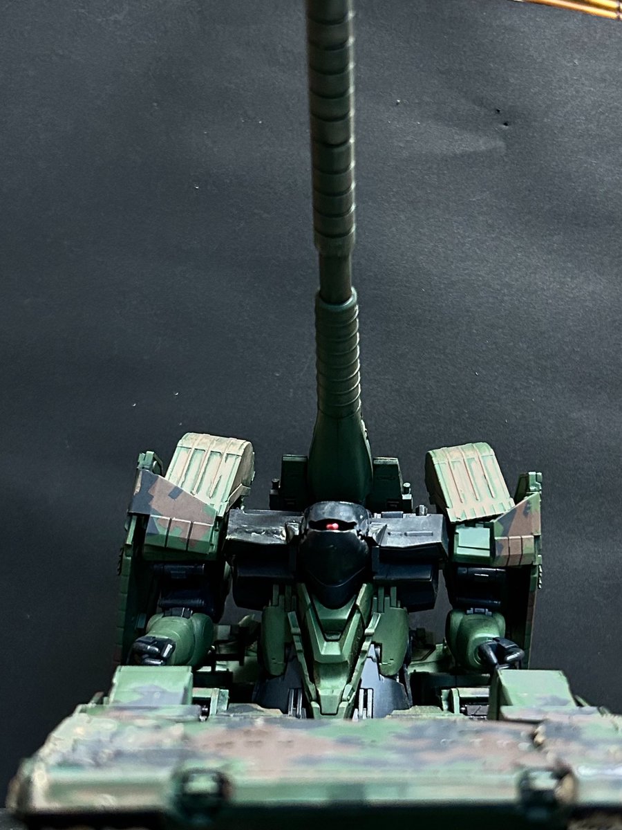 rosu33872's tweet photo. ヒルドルブはええぞ
#ガンプラ　#MS_IGLOO https://t.co/ZD301tPDox