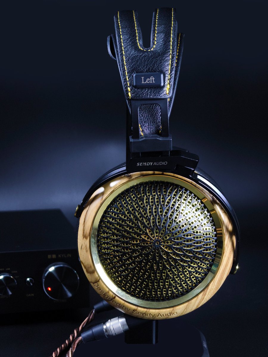 Sendy_Audio's tweet photo. From the natural grain of the handcrafted wood to the shimmer of 24K gold-plated details, every part of the Sendy Peacock is designed to be as striking as the sound it delivers.
🔗 https://t.co/TsOHYDev4S
#SendyAudio #SendyPeacock #HiFi #audiophile #headphones https://t.co/lLTRhwWLUa