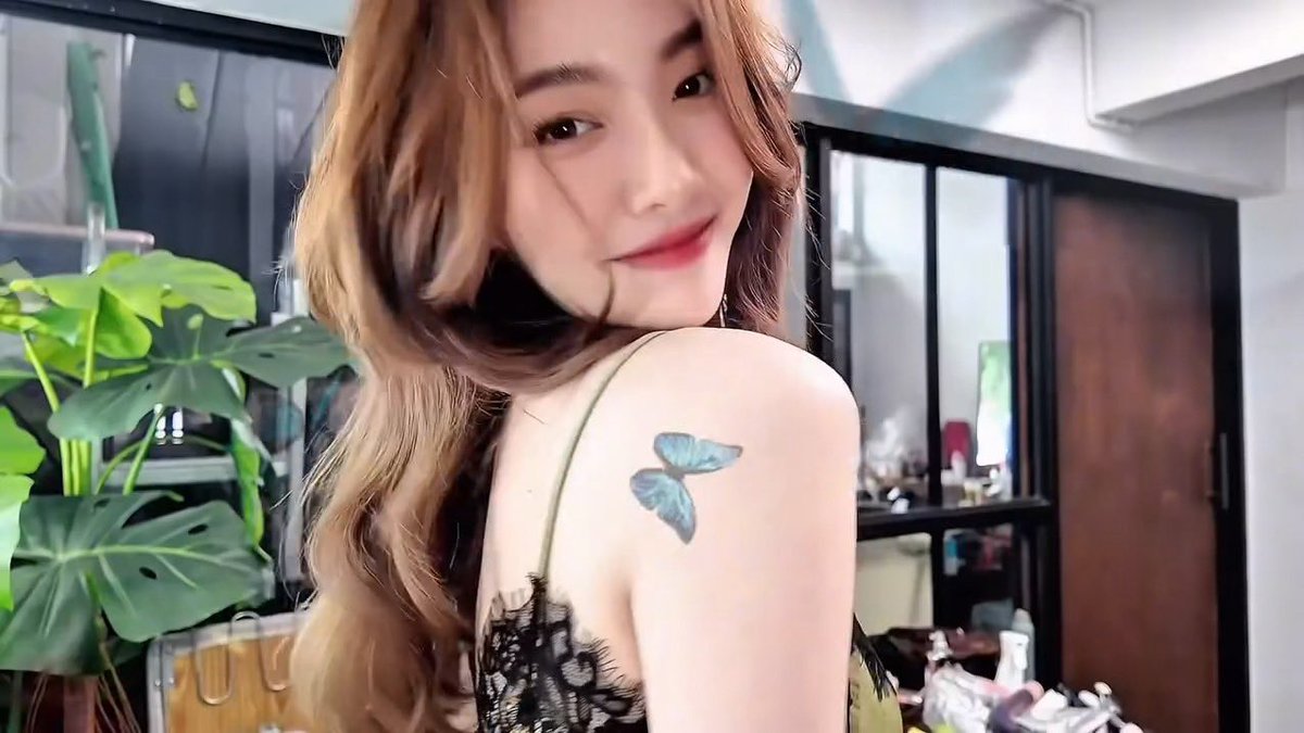 sthaftxrthxrain's tweet photo. น้องออมสวยจัง https://t.co/F3NITig7sQ