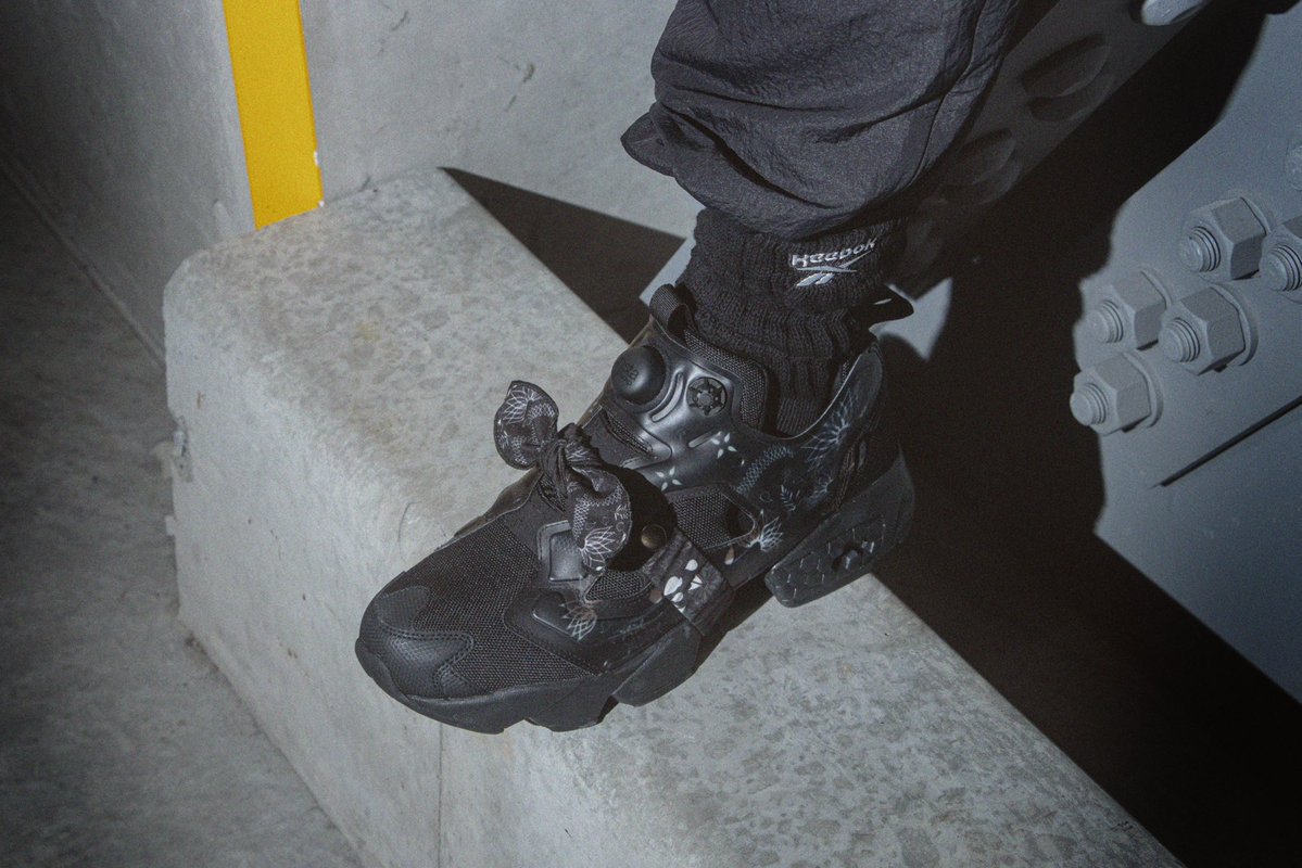 KREVA_DrK_dj908's tweet photo. [STAFF] 9.08(火)
Reebok×KREVA「INSTAPUMP FURY 94 "FADED BANDANA "」
数量限定・先行予約受付スタート！

👟甲部分にリボン付きシュシュを取り入れた新たな試み！スナップボタンで着脱できチャームにも✨
オリジナルバンダナノベルティ付🎁 

▼ご予約はコチラ
https://t.co/lkUrwl3Dov
#クレバの日 https://t.co/ok5qDVkQ0M