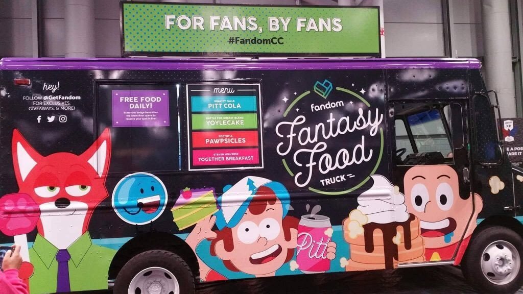 yoyletrivia's tweet photo. Fun Fact: in 2016 a contest was run by Wikia where 64 types of fictional food participated and the top 4 got to be served as real-life food at the NYC Comic Con, Yoylecake was nominated and ultimately won the whole thing beating out franchises like COD Portal and Pokemon! #bfdi https://t.co/s4EGdOYOrf