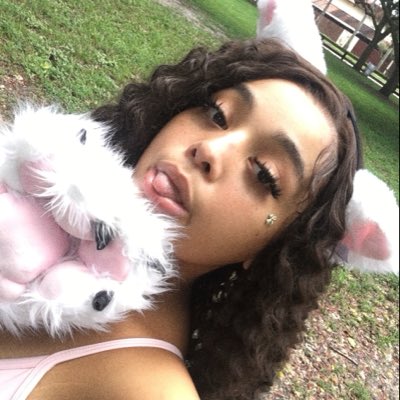 AngelizRodrigu9's tweet photo. #NewProfilePic https://t.co/rJbcKOJom1