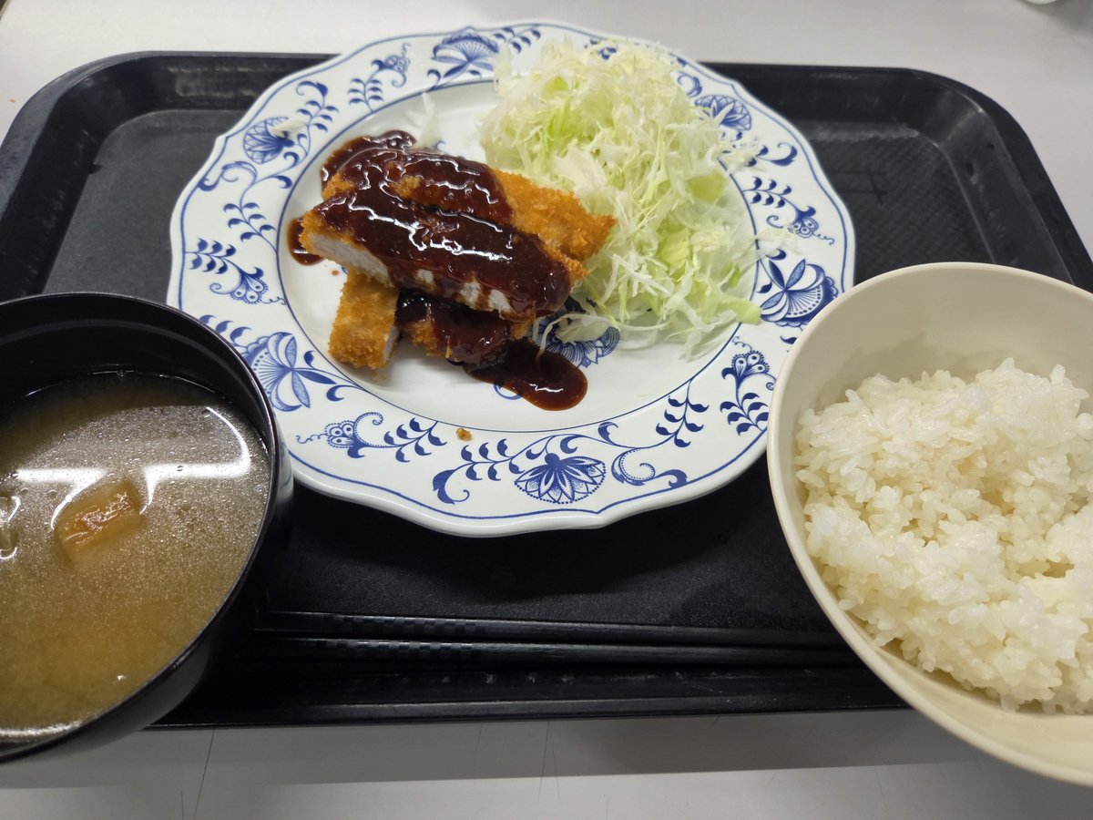 deVnaruzo's tweet photo. 今日から安泰 https://t.co/hsyZ93Qb36