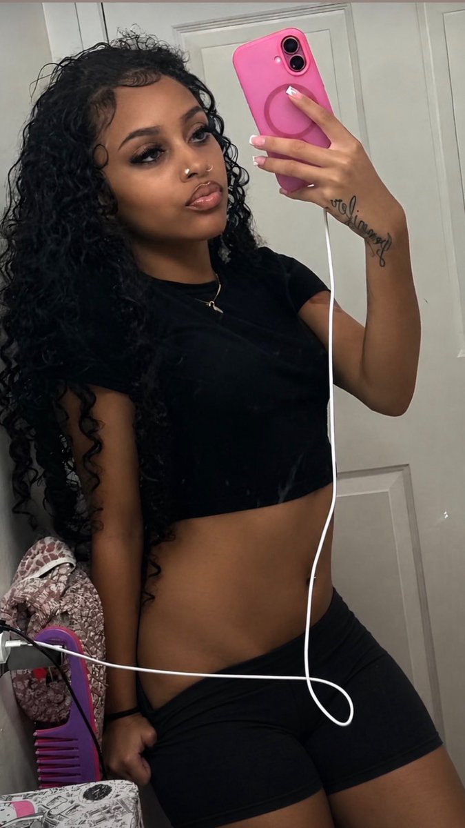 b_dumpzz's tweet photo. Ig- tatteduplil.b https://t.co/cuZkM2DtEA