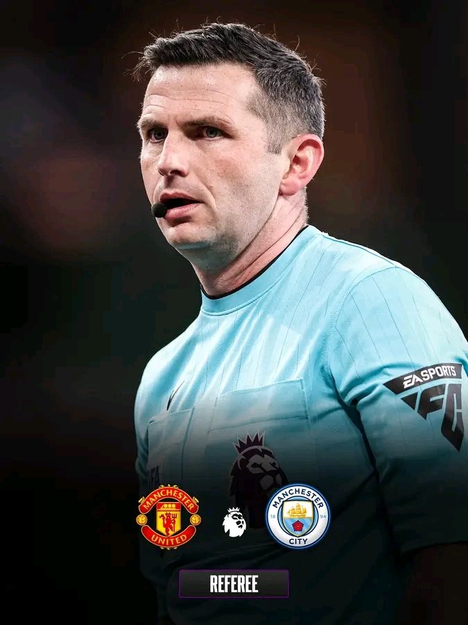 Kevinmasagara's tweet photo. Why do they choose that jersey colour of this Oliver Ref.. https://t.co/Vve8B2OcqN