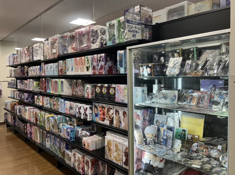 bsb2452_hobby's tweet photo. 🎀フィギュアコーナーのおしらせ🎀

箱入りフィギュアコーナーを拡大いたしました🎉
毎日補充強化しております💪

この機会にぜひ当店にお越しください💁‍♀️

#ブックオフ西友岡崎店 https://t.co/yTZun4jGP2