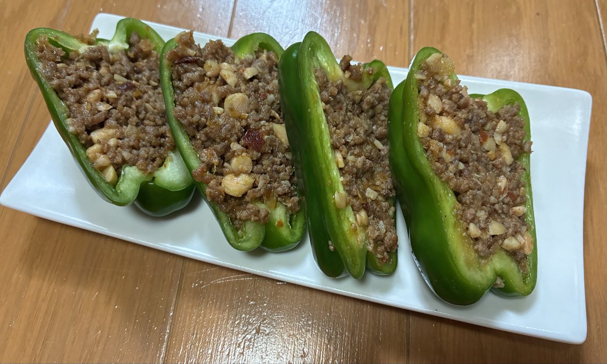 kanou_akira2's tweet photo. #TACO
#タコミート #ピーマン
生のピーマンにタコミート詰めて食べるのホント美味しい🩵 https://t.co/b3yPpXOeij