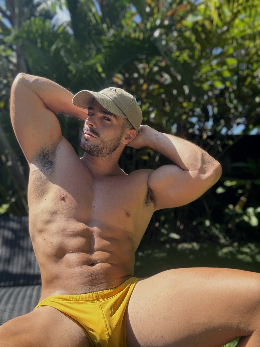 orang__bf's tweet photo. ☀️💦 https://t.co/iFE3qfA97Z