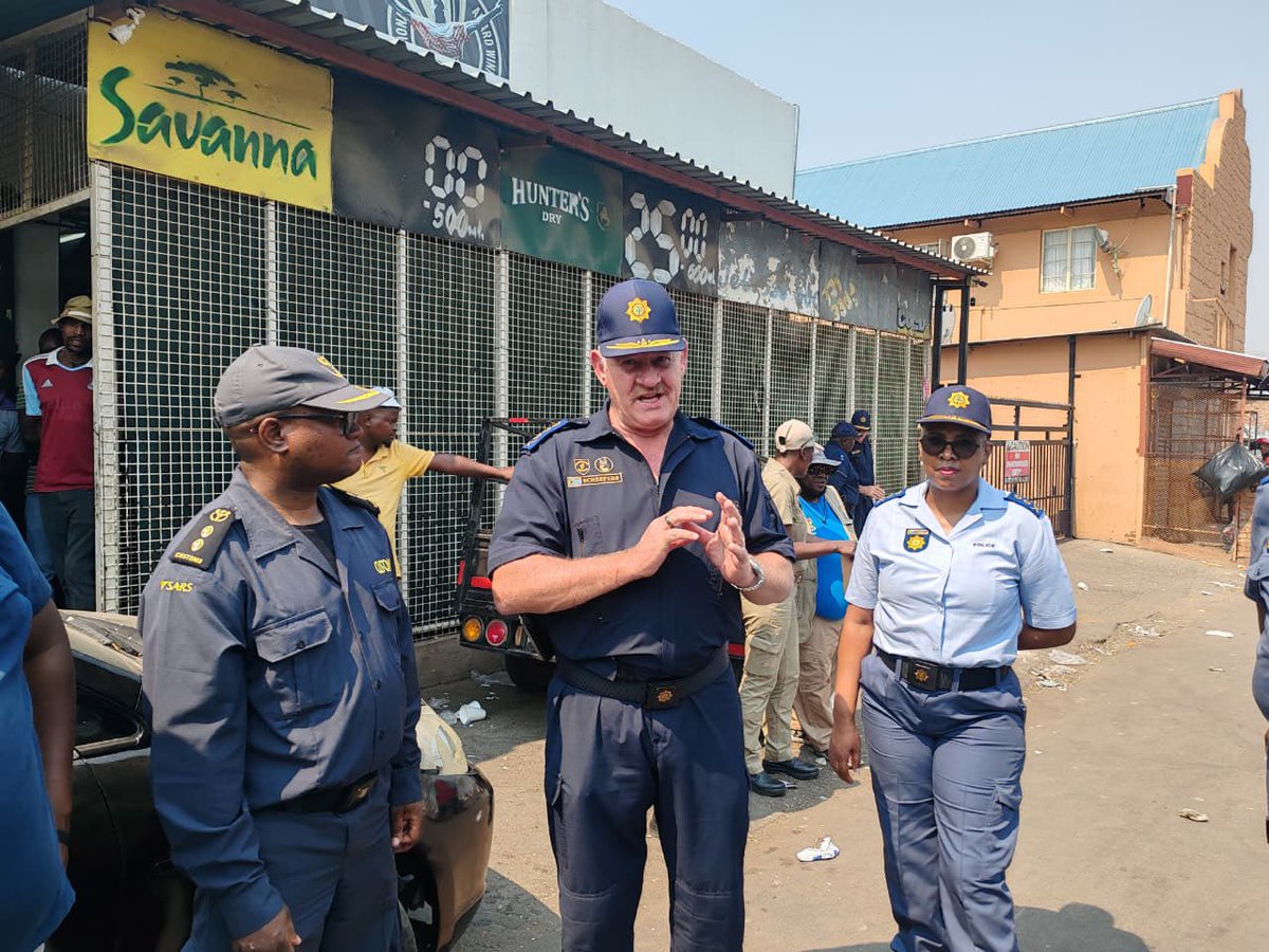 SAPoliceService's tweet photo. #sapsLIM [2 142 SUSPECTS ARRESTED, INCLUDING 05 FOR MURDER AND 11 FOR ATTEMPTED MURDER, AS OPERATION SHANELA SEIZES 09 FIREARMS AND 116 ROUNDS OF AMMUNITION]

A total of 2 142 suspects were arrested, including 05 suspects for murder and 11 for attempted murder, while 09 firearms and 116 rounds of ammunition were seized during multidisciplinary Operation Shanela operations conducted across Limpopo from Monday, 31/08 until Sunday, 06/09.

The week-long high-density operations delivered a significant blow to serious and violent crime, with police and law enforcement partners making arrests for 28 rape cases, 175 assaults GBH, 213 drug-related crimes, 100 cases of driving under the influence, 21 transgressions of the Domestic Violence Act and 141 cases of illegal dealing in liquor, among other offences.

The operation also resulted in the recovery of 05 stolen/robbed vehicles, the confiscation of 38 knives and 39 dangerous weapons, as well as the seizure of 165 080.253 grams of dagga, 21.701 grams of crystal meth (Tik), 2.5 grams of mandrax powder, 9.491 grams of nyaope and 1 273 810 ml of liquor.

A further 188 undocumented immigrants were arrested, while 453 suspects were arrested for public drinking, demonstrating the extensive reach of the multidisciplinary operation targeting criminality and activities that undermine public safety.

ARRESTS

▶️ 05 Murder
▶️ 11 Attempted murder
▶️ 01 Robbery with aggravating circumstances
▶️ 28 Rape
▶️ 03 Sexual assault
▶️ 175 Assault GBH
▶️ 99 Common assault
▶️ 12 Common robbery
▶️ 08 Robbery with weapons other than firearms
▶️ 20 Sexual offences
▶️ 01 Business burglary
▶️ 23 Residential burglary
▶️ 00 Stock theft
▶️ 00 Theft of motor vehicle and motorcycle
▶️ 00 Arson
▶️ 62 Malicious damage to property
▶️ 39 Shoplifting
▶️ 05 Fraud
▶️ 49 Theft (other)
▶️ 213 Drug-related crime
▶️ 100 Driving under the influence
▶️ 07 Illegal possession of firearms and ammunition
▶️ 21 Transgressions of the Domestic Violence Act
▶️ 12 Possession of suspected stolen property
▶️ 188 Undocumented immigrants
▶️ 453 Public drinking
▶️ 141 Illegal dealing in liquor
▶️ Various other offences.

A total of 1 840 fines were issued.

All arrested suspects have started appearing before various Magistrates’ Courts across the province.

#fightingcrime #PoliceVisibility #PartnershipPolicing SG
https://t.co/xIHycwjdSx