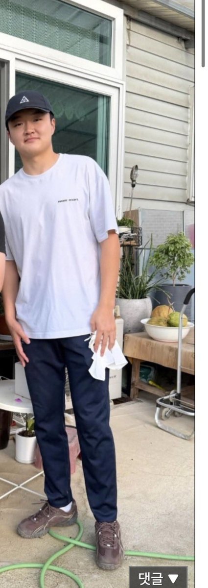 d1nos__'s tweet photo. 지민이 본가에서 잘 챙겨먹구 푹 쉬길‼️
교정기까지 할 줄 몰랐네 살도 많이 빠졌다 .. 🥹 https://t.co/onu2Z3POky