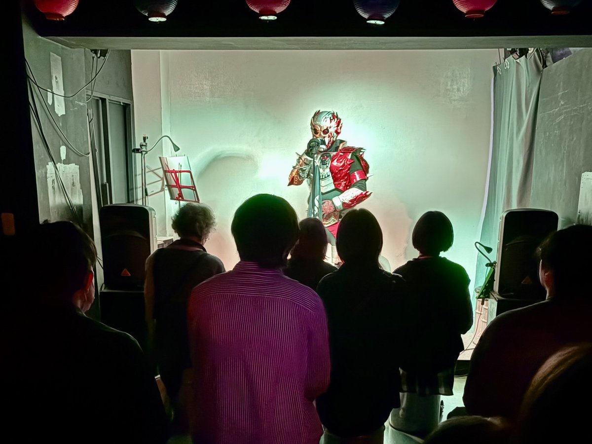 MUKURO_DSL's tweet photo. 悪天候の中、日曜のワンマンライブご来場サンキューな!
楽しんでもらえたのならOK。
なにしろコッチも心から楽しく歌わせてもらったからな。
また一緒に楽しもうぜ
#696live https://t.co/N8xj7mS9Oc