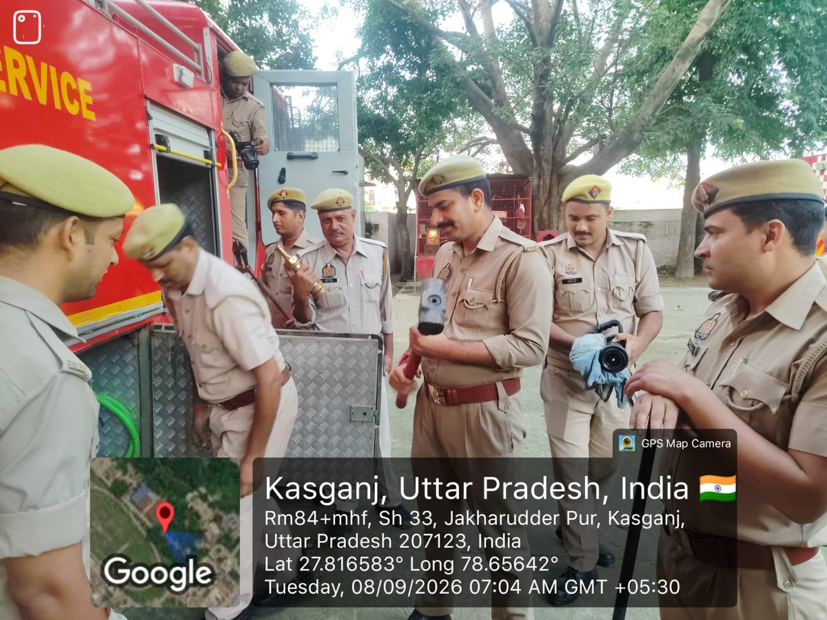 kasganjfire's tweet photo. FSHQ लखनऊ के निदेशानुसार जनपद कासगंज के अग्निशमन केंद्र कासगंज पर सभी कार्मिकों को वाटर टेंडर के संचालन एवं उपकरणों के रख रखाव का प्रशिक्षण प्रदान किया गया। https://t.co/NnMnSDJOzF