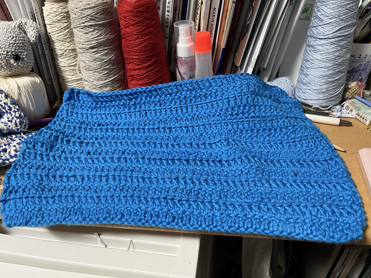 karamel3233's tweet photo. Jul Knittingのyukakoさんのランチョンマット、正しい編み方で編みました！前編んだのは間違えていて…💦
#julknitting
#あみもの https://t.co/PPURgA6xFJ