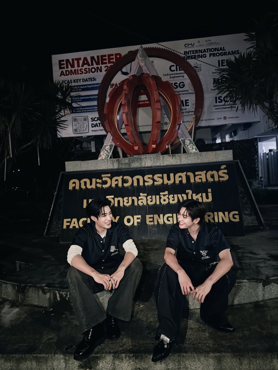 lucinesnapp's tweet photo. เข้าใจคำว่า ทำไมวันนั้นเราถึงไม่ได้เจอกัน ของเติ้ลแล้วจริง ๆ ว่ะ 😭😭😭😭😭😭😭😭😭😭😭😭😭😭😭😭😭😭😭😭😭😭😭😭😭😭😭😭😭😭😭😭😭 https://t.co/4pIeEDszZQ