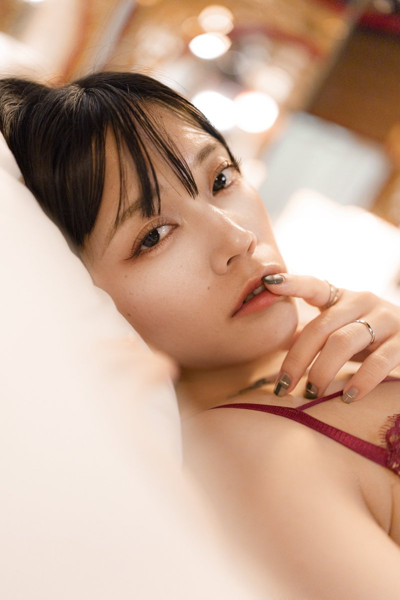 hamasandayooon's tweet photo. Hama Digital Book
「 可惜夜 」#06
@kasumi_takamura
#hamadigitalbook https://t.co/opIQ3hqV5a