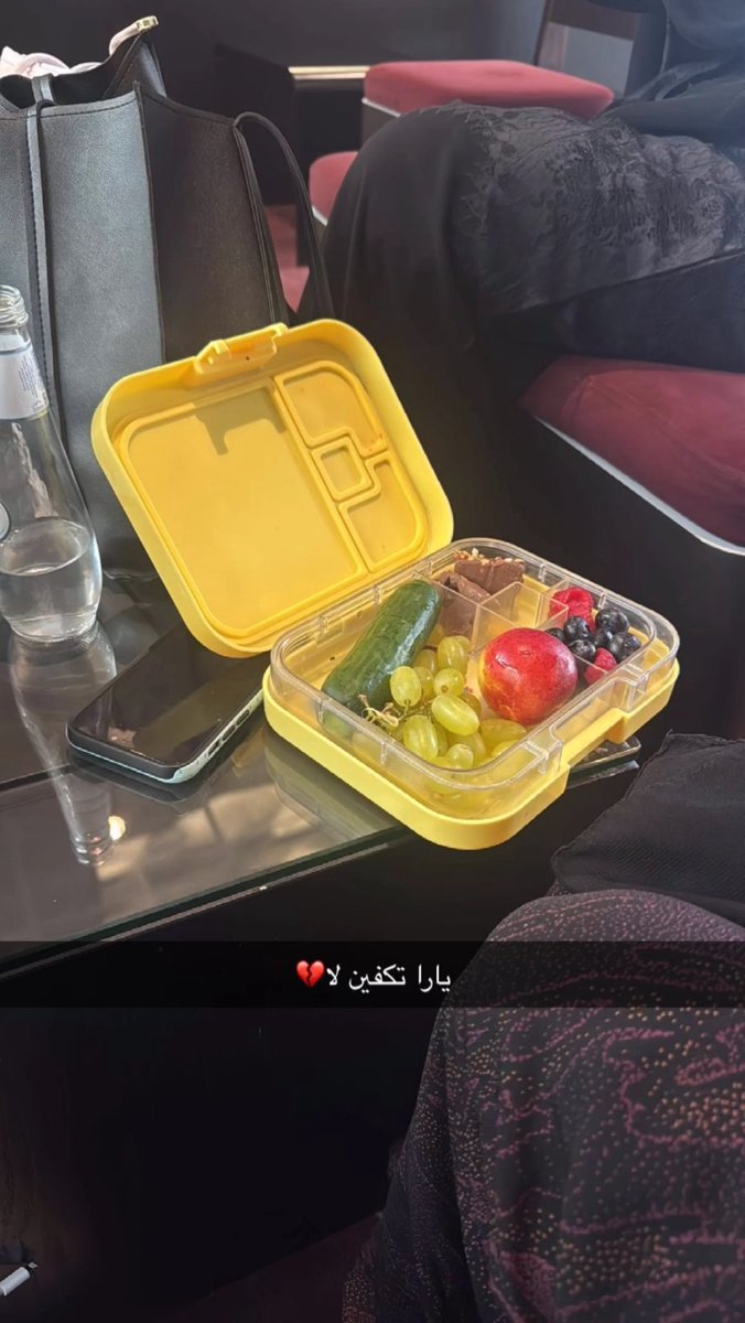 lliiivv's tweet photo. طلعت الانش بوكس حقها علينا بنص الكوفي..
اوووك وحده ماعرفها https://t.co/S0OkJxxDfs