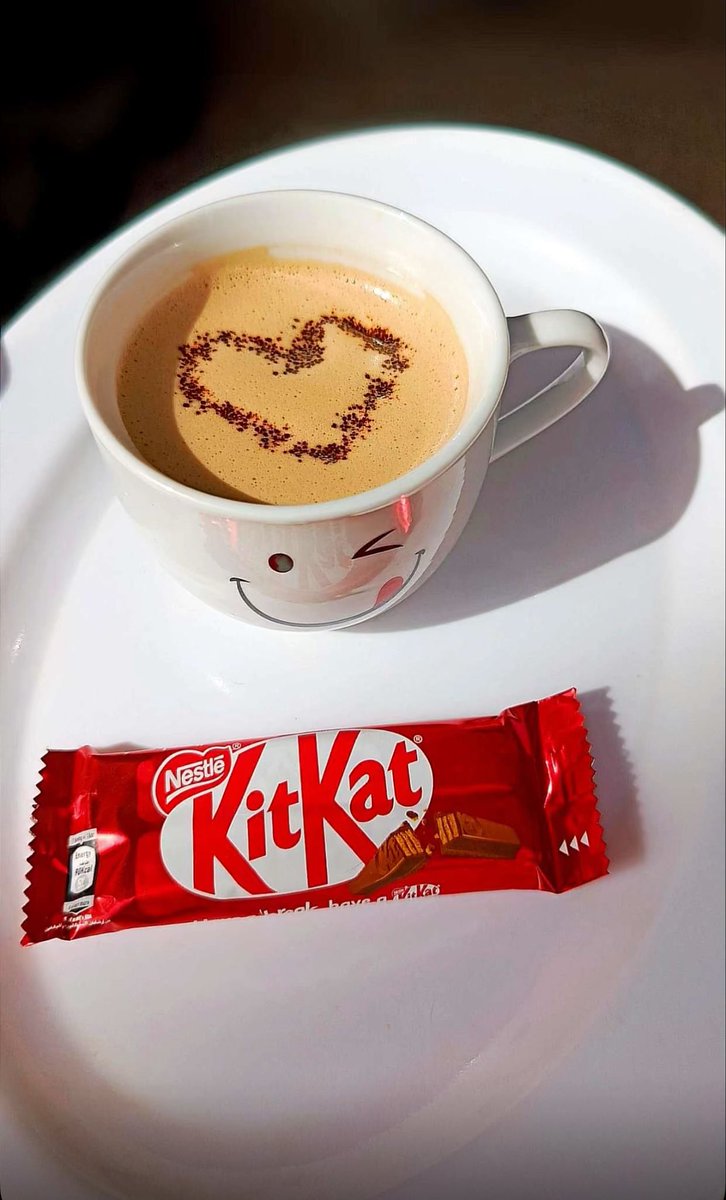 Bntashaeb's tweet photo. صبااااااح الخير ..🤍☕️ https://t.co/AyY3U4eqWp