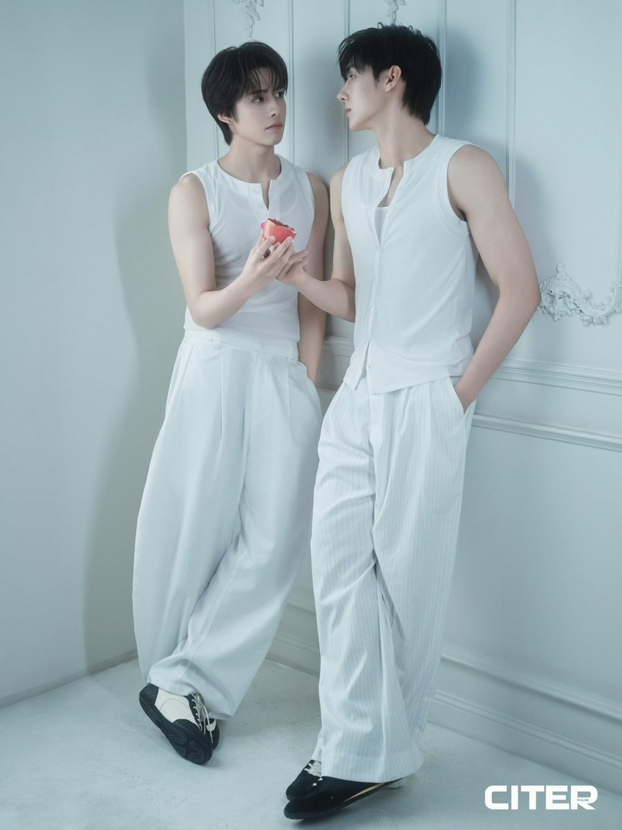 treasurejinhwa's tweet photo. this whole set is my favorite one I cant stop thinking about it 
#teeheng #อย่าขอพี่เจน https://t.co/oLnERfmVut