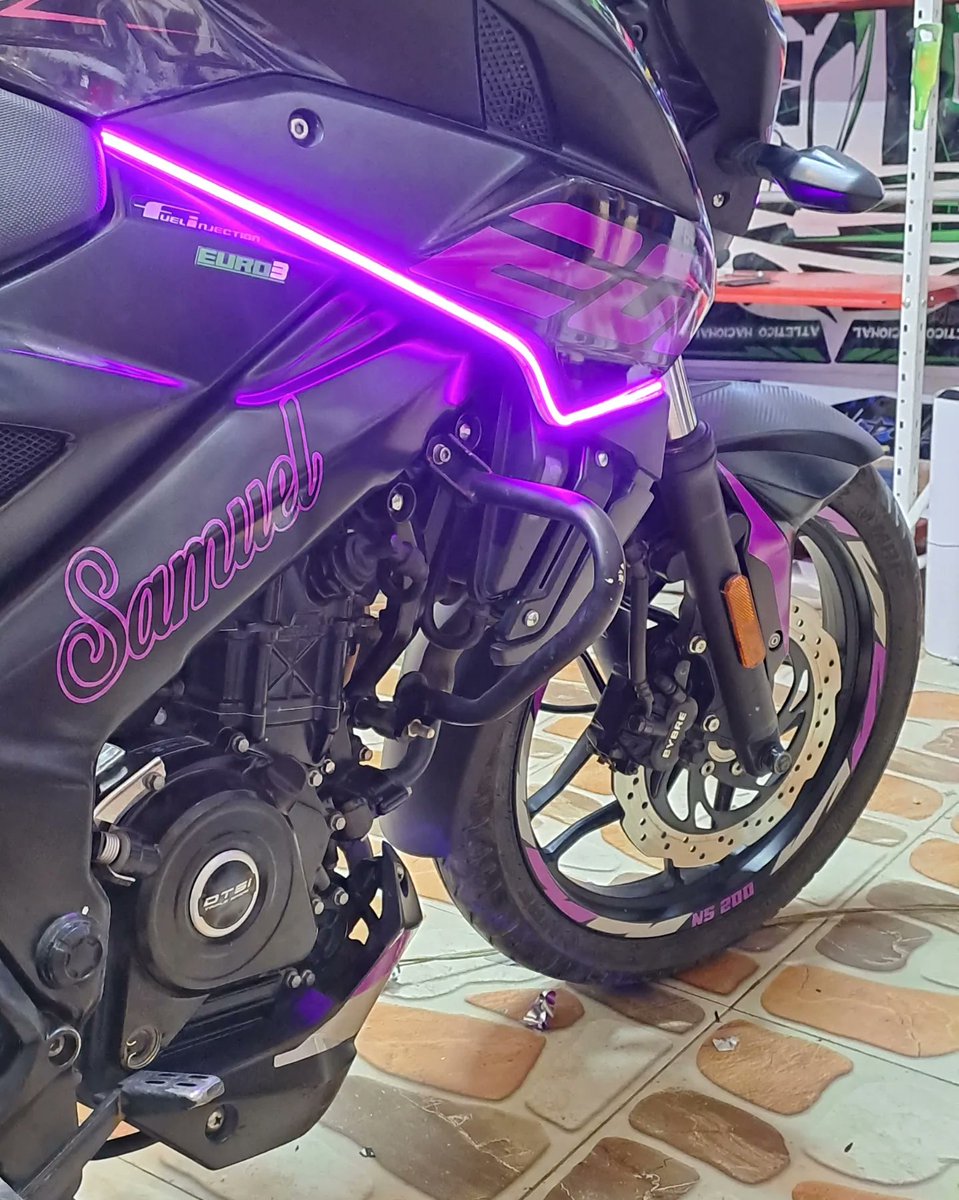 LutherMore0x's tweet photo. Installing neon flex lights 
MOTO_WOLF https://t.co/UIfZHQddaE