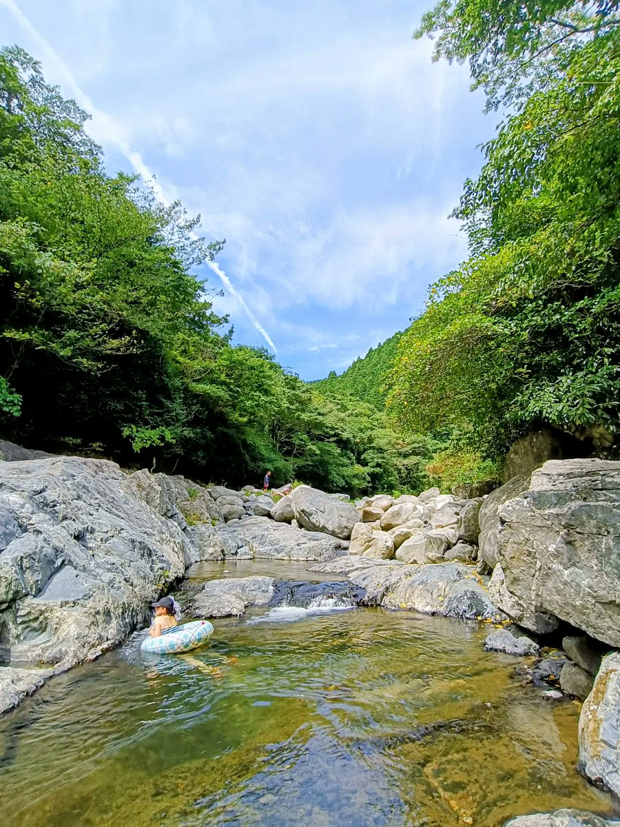 LynnHandsh5a2's tweet photo. Summer tradition: Kyūragi camping. River fun, shrimp chijimi, yakisoba, corn, Sayo-hime Hot Springs, Amour Curry 1971, shrimp kakiage, somen with 3 sauces, Mitsuse Yamabiko Hot Springs, and Tempura Hirao Sawara. https://t.co/NulMTL4Pgx