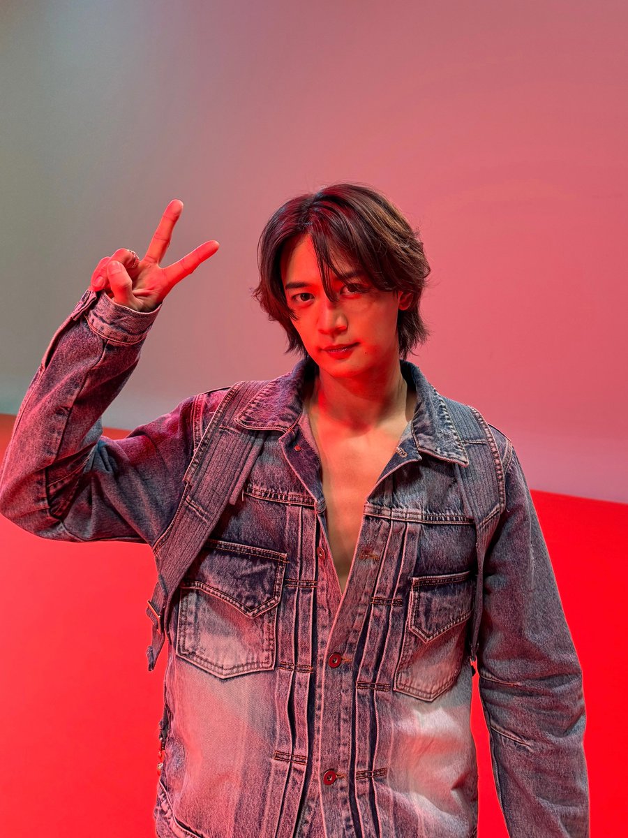 SHINee's tweet photo. 🔥🔥🔥.

#MINHO #민호
#Makeithot #MINHO_Makeithot 
#SHINee #샤이니 https://t.co/HIZNx0120z