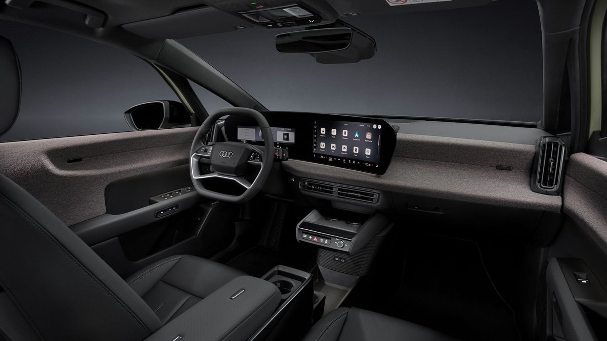 YTimesMotoring's tweet photo. The A2 is back.

The most efficient Audi model, with exceptionally low power consumption of 12.8 kWh/100 km and a maximum range of up to 401 miles according to WLTP.

Order books open next month. 
Price from £32,200.

@AudiUK 
#AudiA2 https://t.co/kgOIUVGnKP