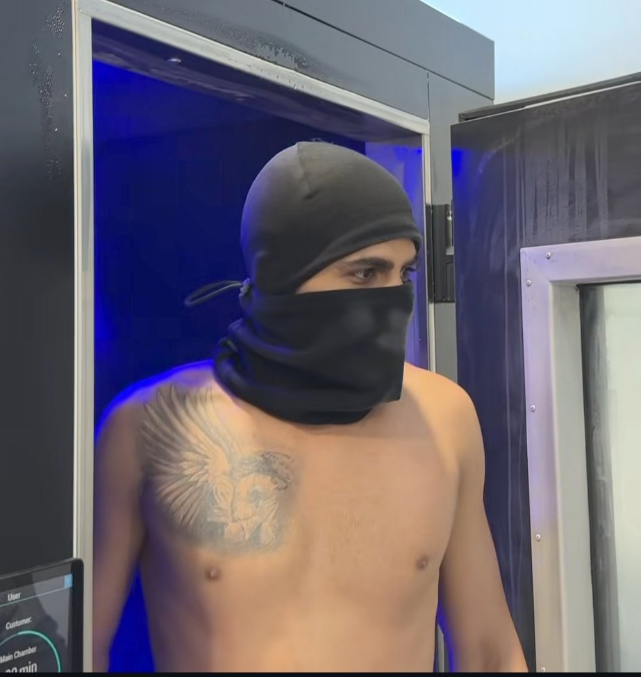 varietyboy18's tweet photo. Bday wishes to our boy with good nipples, nice ass ( with big crack), great bulge and excellent grab of it🤤🫦👅🥵💋 https://t.co/4ijf9aeycR