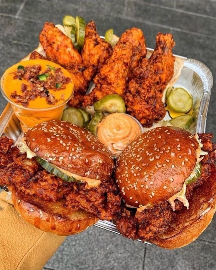 FoodMoodsX's tweet photo. I'm going to eat all of this. https://t.co/1gDAPta7ww