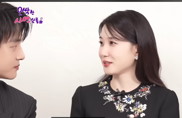 AT80EM's tweet photo. [#ChillingRomance] Park Eun-bin X Yang Se-jong X Ong Seong-wu’s ‘Chilling Story Salon’ that will ...
https://t.co/Mhr1StZ9rX
#YangSeJong #ParkEunBin #SpookyInLove https://t.co/OM5GBxgWTm
