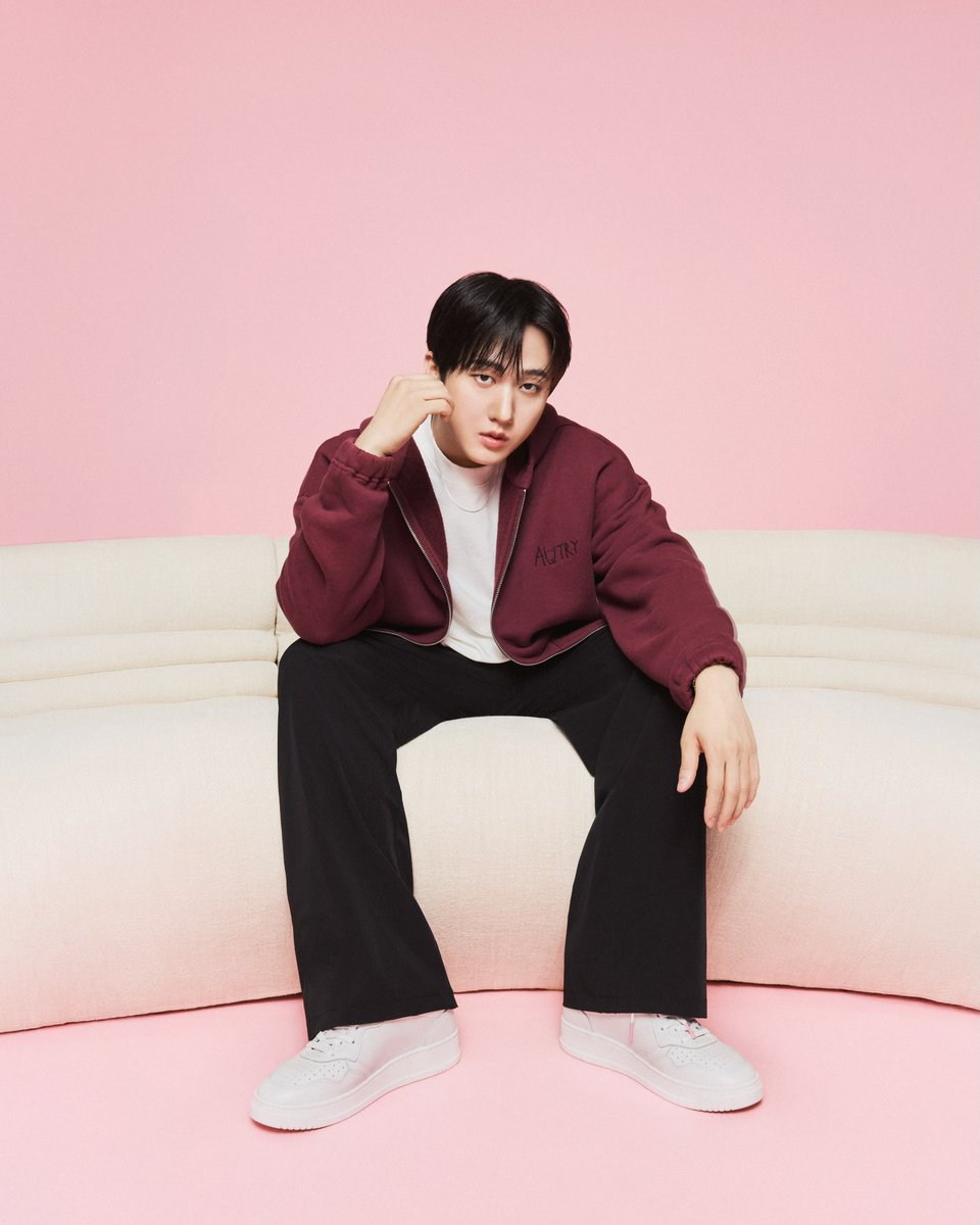 realskzoo's tweet photo. Actualización de Changbin en Instagram 📸

"CHANGBIN X AUTRY Capsule collection, codiseñada con mi marca favorita. AUTRY"

#CHANGBINxAUTRY https://t.co/shp5mqzKw0