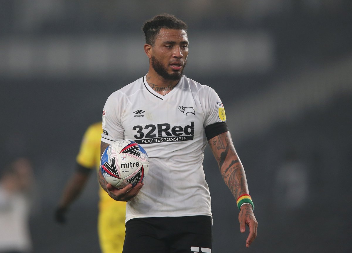 DCFCTurkce's tweet photo. Derby County Tarihinin İlk ve Tek Türk oyuncusu 🇹🇷

#DCFC | #TurkishRams https://t.co/GSi9P6VyRt