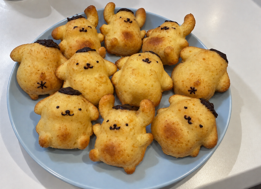 cutecorestar's tweet photo. I'd bake you pompompurin shaped cakes if you're ever sad btw https://t.co/3kZjT4rvKU