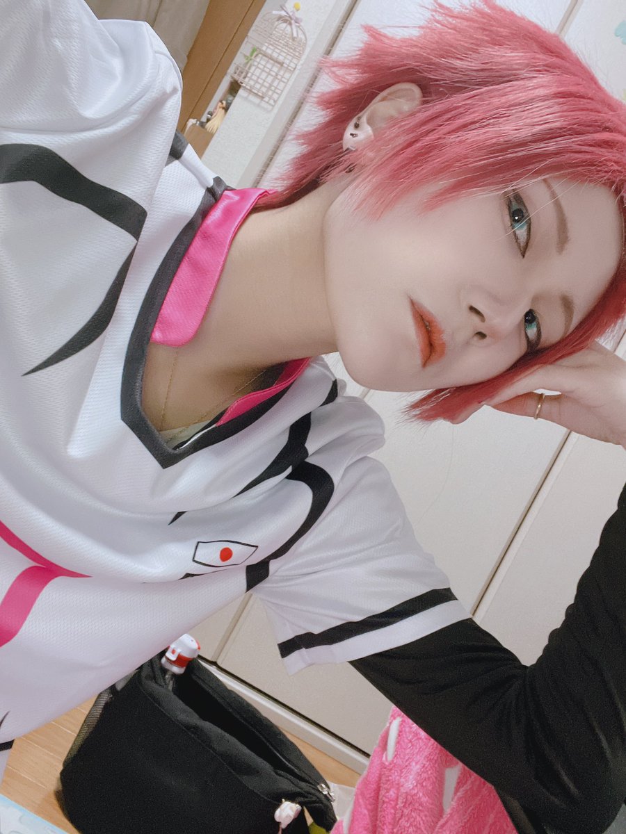mashiro0655's tweet photo. Cosplay ブルーロック 糸師冴 https://t.co/o0gZ7kW1HU